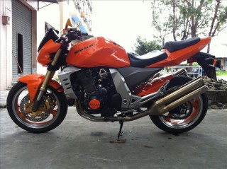 佛山出售颜色很骚的一台04年Z1000....（已售）