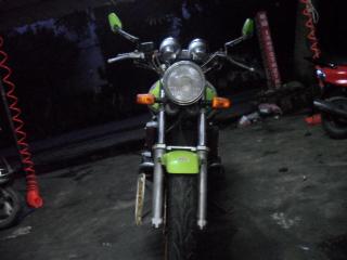 珠海13800元出售96CB400，发动机全原装，保证没有拆过！！