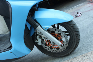 出售05劲战前叉和三星``