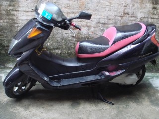 广东韶关5500出售本田尖头沙250一台或者换车