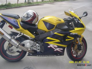 今天以被韶关车友秒杀《开平出03精神美版CBR954RR》》