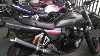 代友出售.06变异黄峰600,36300（XJR400已出售）