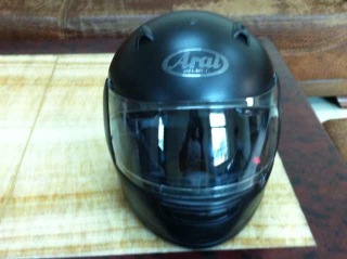 新塘，arai头盔，2500