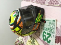 出售AGV头盔和蓝牙