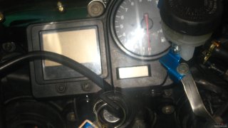 已经售出，番禺出售CBR929    ，多谢各位兄弟支持。