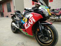 代友出08cbr1000rr