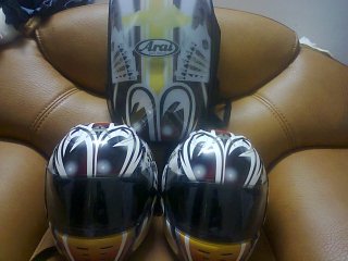 佛山南海区出ARAI头盔两顶