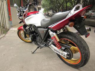 代友：深圳出98CB400/17800元，01CB750、16800