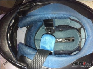 广东新会出售个ARAI。RR4爱华士50周年纪念版S码。3500元