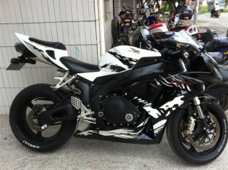 阳春出售07CBR1000,更正一下正确电话号码15089588866