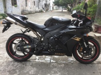 惠州市博罗县园洲镇25800出售一台06年R1。