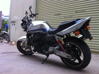 福建省 龙岩市 新罗区 出售 CB400 VTEC-1代 喜欢的进。。。。。