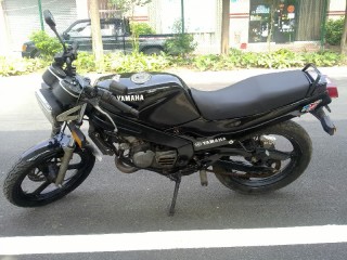 佛山九江代友出售N年前TZR125一台