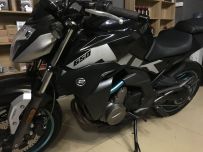 出2016款9成新NK650一台