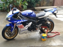 慢出精神雅马哈r1