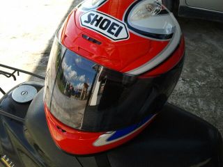 恩平出售99成新SHOEI头盔!