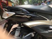 肇庆四会出台湾山叶劲战二代目125，不带牌，9800元。