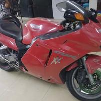 深圳宝安出售CBR1100xx黑鸟