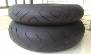 放血优惠 出售倍耐力120  180对胎  送普利司通120前胎一条