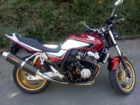 东莞中堂出售一手纯水CB400 VECT 3代  自刀2000，现售23888元