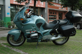 深圳46000出售99年R1100RT一台，带原装三箱。新胎新电瓶。