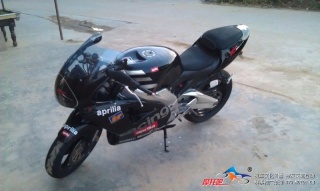 广西灵山出售 (两冲战车) 啊普利亚RS-250，接受换街车！！！