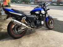 cbr黑鸟1100.00年xjr400