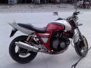 中山99.99出CB400一台。已售.
