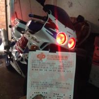 放成色超靓仔的纯水CBR22一辆