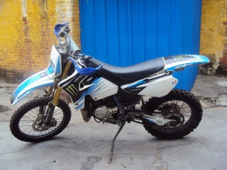 佛山顺德大良8900元卖DT200WR(车已卖,请删帖,谢谢)