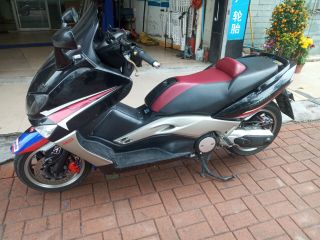 代友发帖，出售07TMAX500纪念版