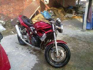 代友转让《真牌真证》铃木400街跑7AA一台