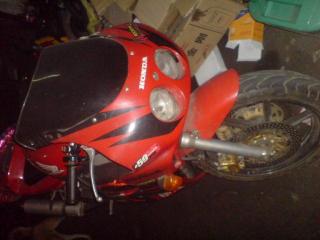 广东鹤山8000出售本田CBR22一台