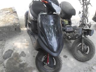 珠海《代友》4000元打包出售两台雅马哈踏板车