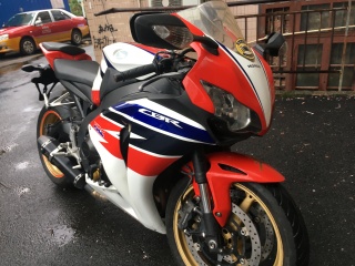 08cbr鹦鹉.铃木刺激400