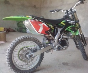 代友出售09川奇KXF250