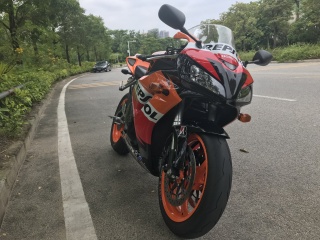转让07款本田CBR1000