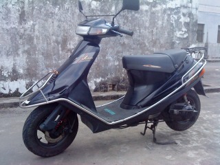 江门开平水口1000代友放帅气V100