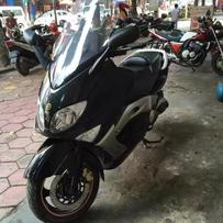 广西贺州八步转让03款雅马哈TMAX500··各方面正常··带手续