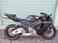 阳江市出售05年CBR600 铃木K4 小R600