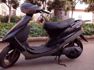 阳江出售雅马哈两冲印王90------1500广东包运