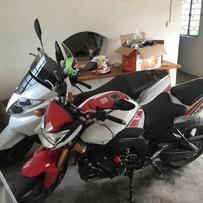 茂名市区出雅马哈11年FZ8n、16年贝纳利银刃250大踏板、02年经典jeep小切诺基便宜甩