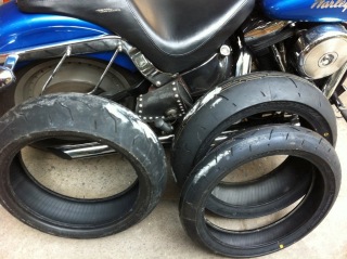 江门代友2600元出一对全新BT003轮胎！全是包运！只此一对！