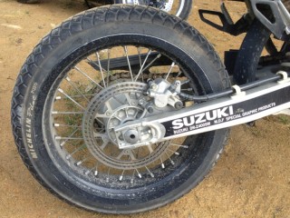 东莞代好友出铃木 05DRZ400SM