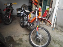 两冲KTM300EXC