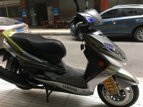 12年劲战二代目3千公里不到出售