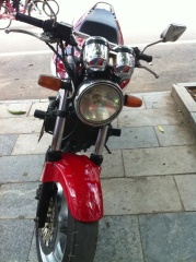 广西贺州出售99款小黄蜂一辆