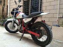 出自用非常精神FTR223送复古盔