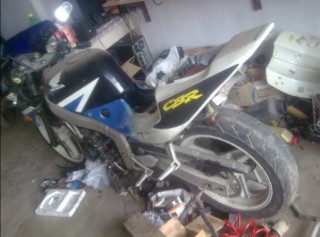 代友出售CBR250 19期