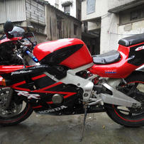 广东汕头出本田cbr400 29期